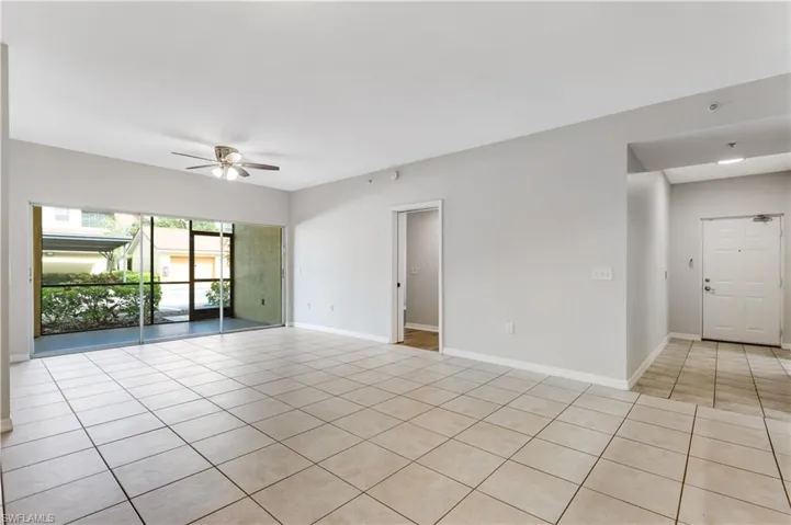 7945  Preserve  CIR, Naples, FL 34119
