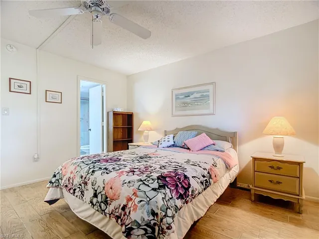 180 Turtle Lake Ct 103, Naples, Florida 34105