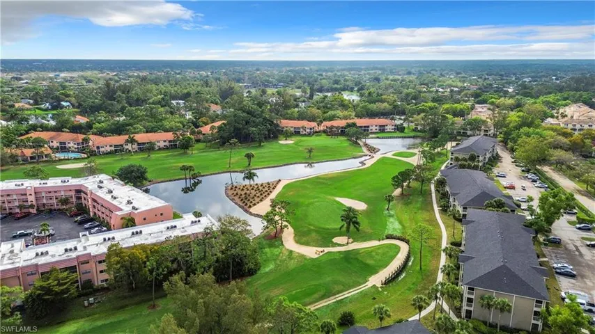 180 Turtle Lake Ct 103, Naples, Florida 34105