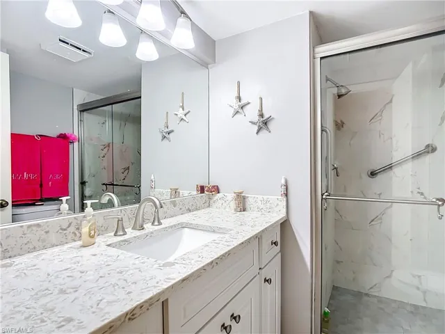 180 Turtle Lake Ct 103, Naples, Florida 34105