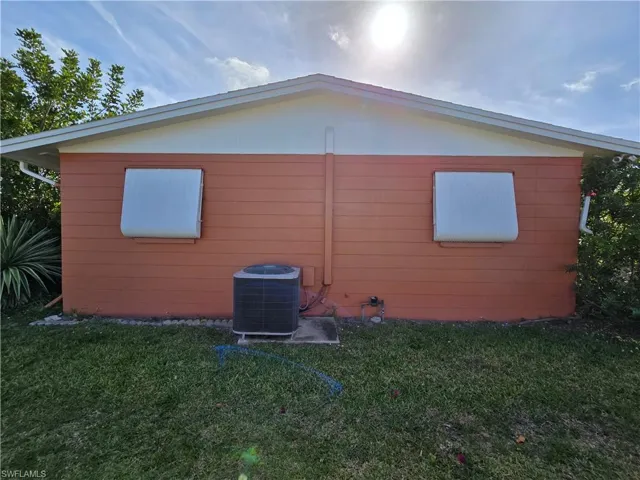 1131  Broad N ST, Lehigh Acres, FL 33936