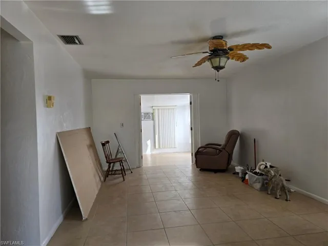1131  Broad N ST, Lehigh Acres, FL 33936