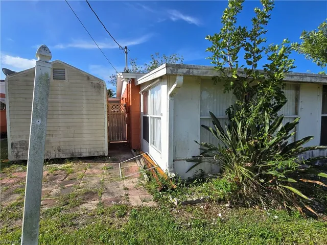 1131  Broad N ST, Lehigh Acres, FL 33936