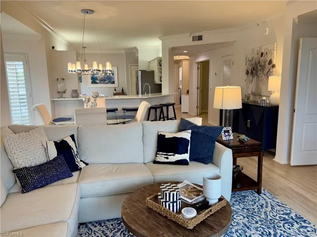 7734  Pebble Creek  CIR, Naples, FL 34108