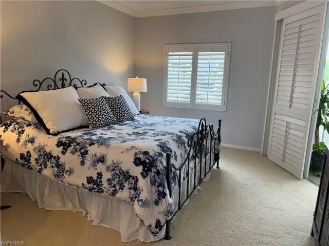 7734  Pebble Creek  CIR, Naples, FL 34108
