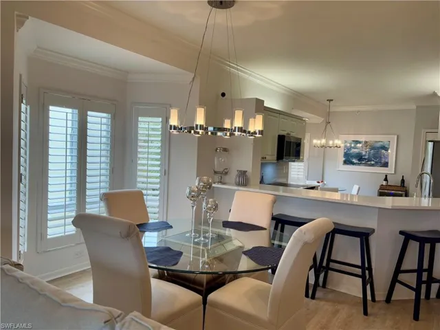 7734  Pebble Creek  CIR, Naples, FL 34108