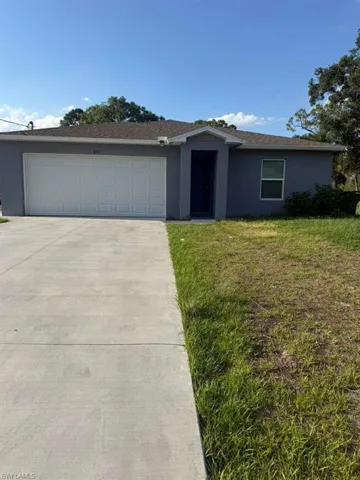 8115 Ace Ct, Labelle, Florida 33935