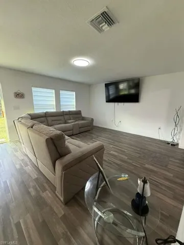 8115 Ace Ct, Labelle, Florida 33935