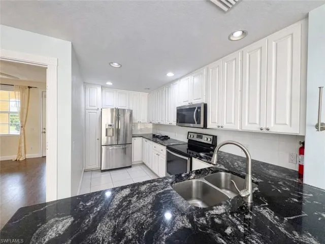 28667 Alessandria Cir, Bonita Springs, Florida 34135