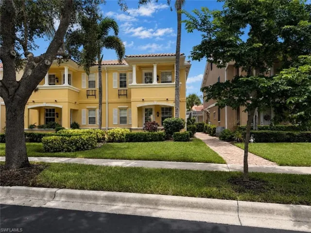 28667 Alessandria Cir, Bonita Springs, Florida 34135