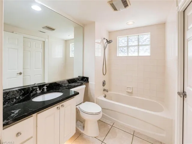 28667 Alessandria Cir, Bonita Springs, Florida 34135