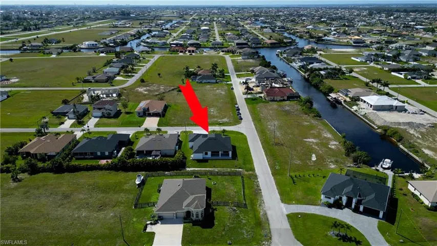 Corner lot Home!