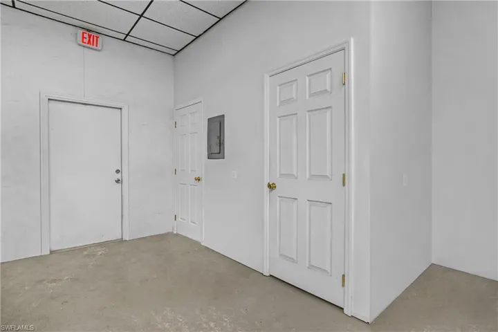 12538 Palm Beach Blvd 1, Fort Myers, Florida 33905