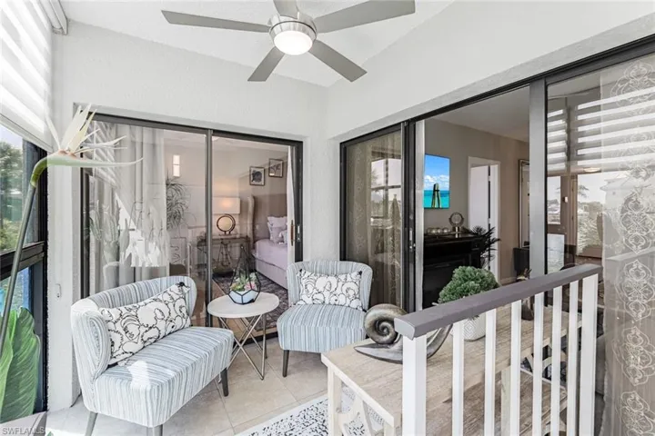 807  River Point  DR, Naples, FL 34102