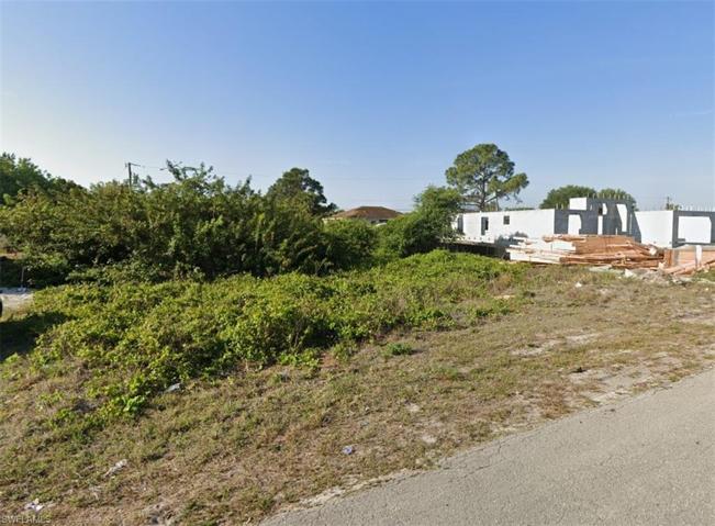 5305 6th ST W, LEHIGH ACRES FL 33971