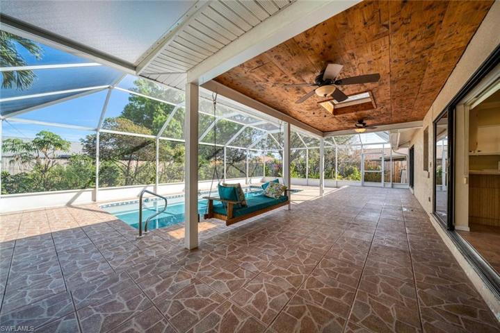 2121 SE 14th TER, CAPE CORAL FL 33990