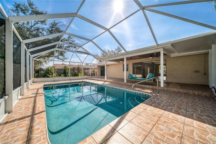 2121 SE 14th TER, CAPE CORAL FL 33990
