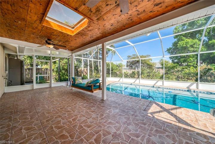 2121 SE 14th TER, CAPE CORAL FL 33990