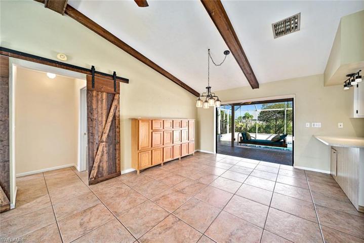 2121 SE 14th TER, CAPE CORAL FL 33990