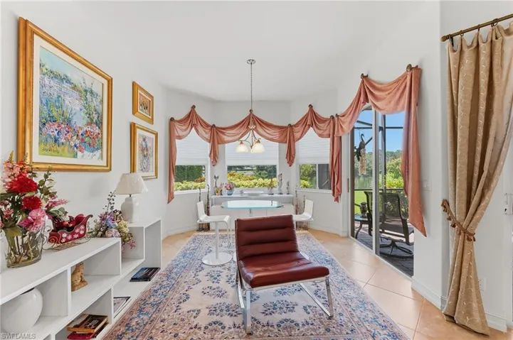 6168 Dogleg Dr, Naples, Florida 34113