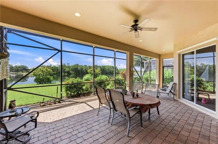 6168 Dogleg Dr, Naples, Florida 34113