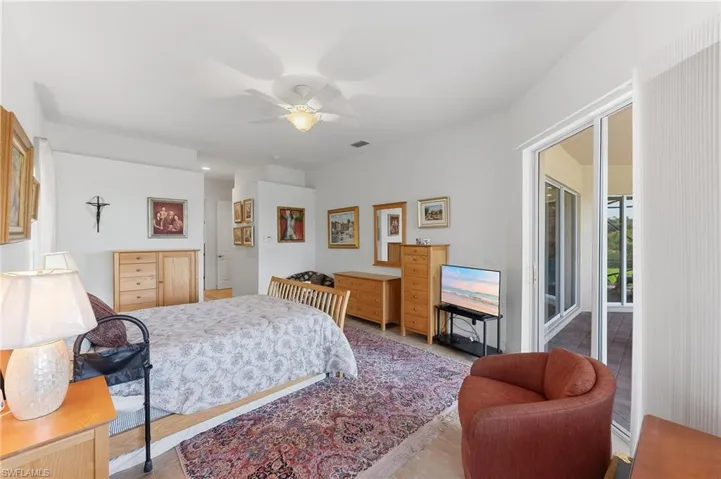 6168 Dogleg Dr, Naples, Florida 34113