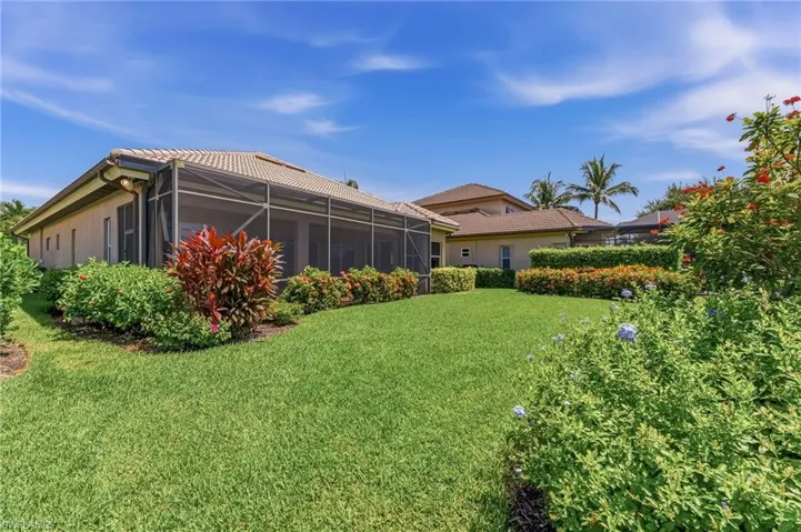 6168 Dogleg Dr, Naples, Florida 34113