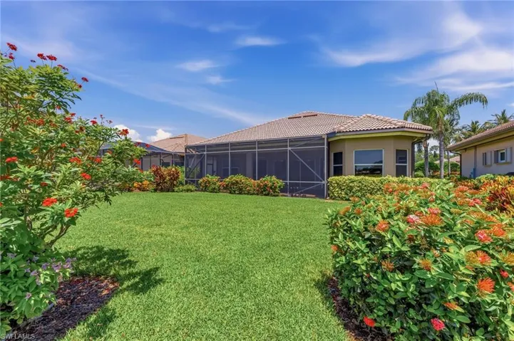 6168 Dogleg Dr, Naples, Florida 34113