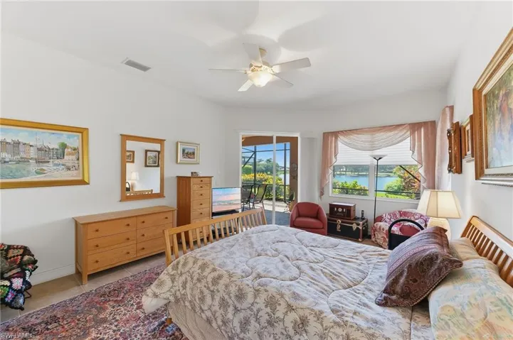 6168 Dogleg Dr, Naples, Florida 34113