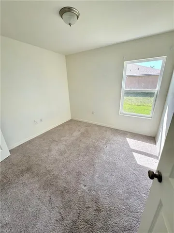 26 NE 12th  TER, Cape Coral, FL 33909