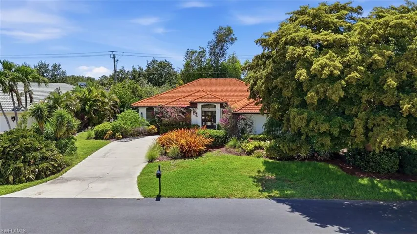 28360 Del Lago Way, Bonita Springs, Florida 34135