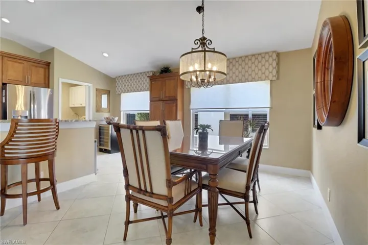 1466  Vintage  LN, Naples, FL 34104