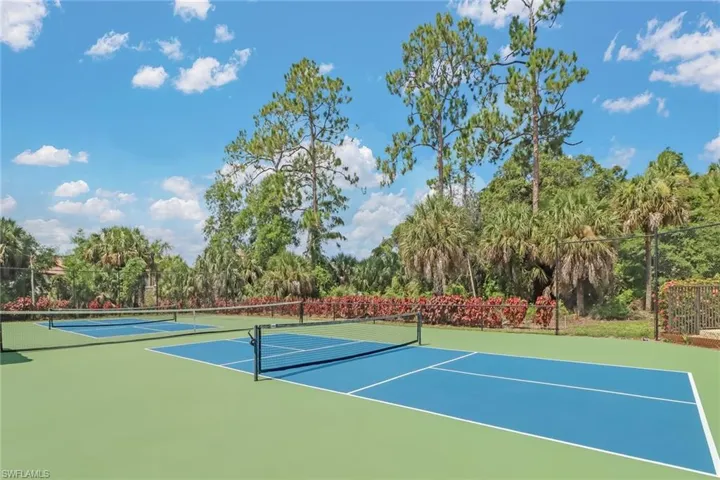 1466  Vintage  LN, Naples, FL 34104