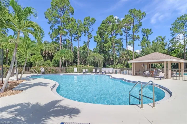 1466  Vintage  LN, Naples, FL 34104