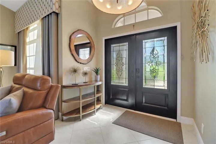 1466  Vintage  LN, Naples, FL 34104