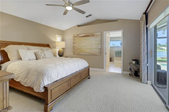 1466  Vintage  LN, Naples, FL 34104