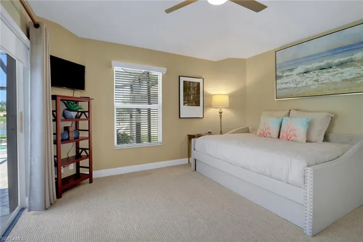 1466  Vintage  LN, Naples, FL 34104