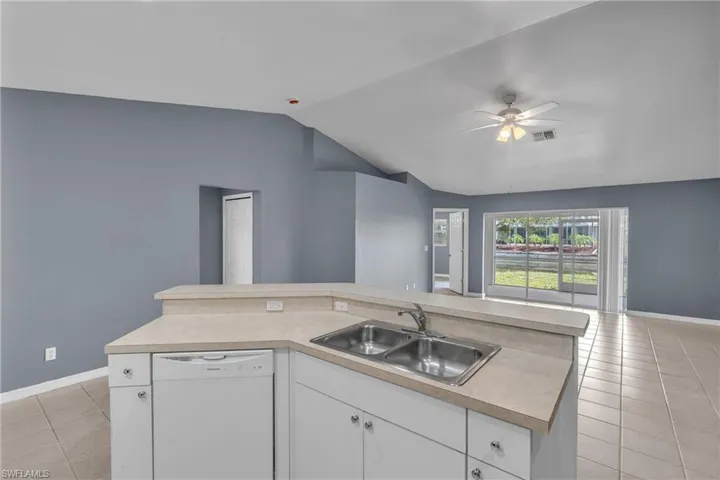 1245 SE 6th  ST, Cape Coral, FL 33990