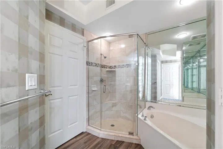 2797  1st  ST, Fort Myers, FL 33916