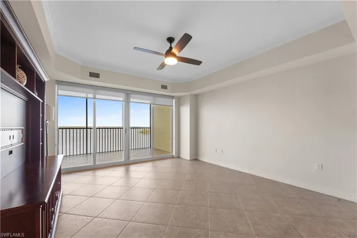 2797  1st  ST, Fort Myers, FL 33916
