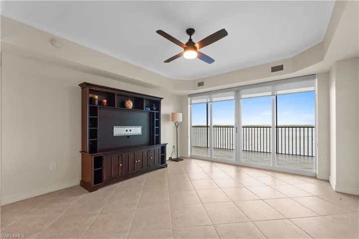 2797  1st  ST, Fort Myers, FL 33916