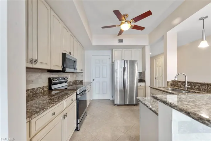 2797  1st  ST, Fort Myers, FL 33916