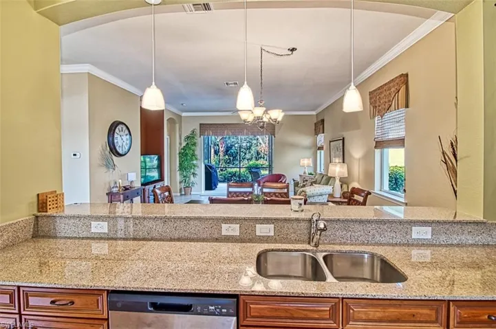 3460 Lakeview Isle Ct, Fort Myers, Florida 33905