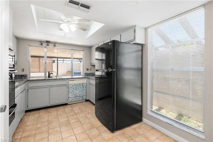 9749 Maplecrest Cir, Lehigh Acres, Florida 33936