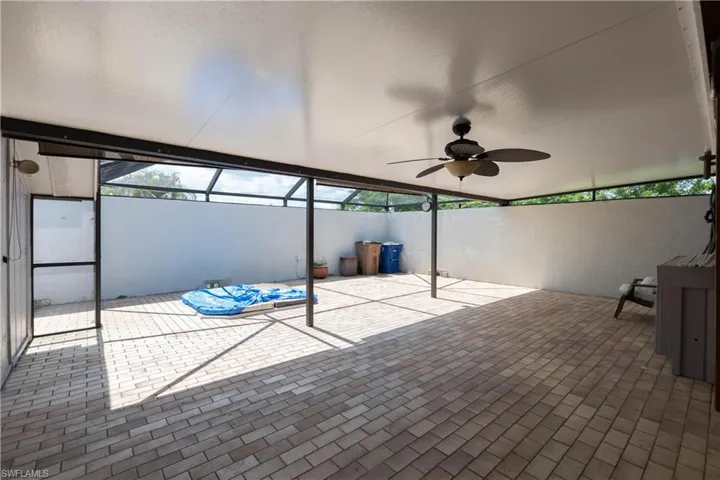 9749 Maplecrest Cir, Lehigh Acres, Florida 33936