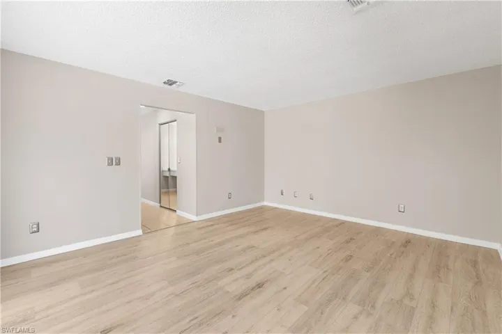 9749 Maplecrest Cir, Lehigh Acres, Florida 33936