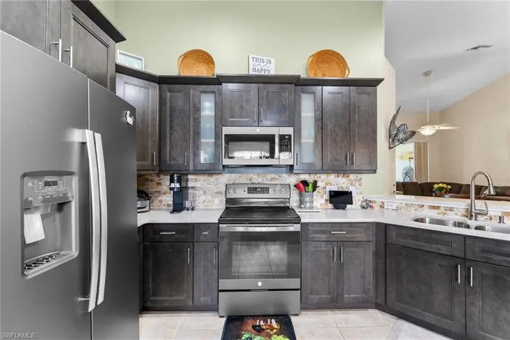 10125  Colonial Country Club  BLVD, Fort Myers, FL 33913
