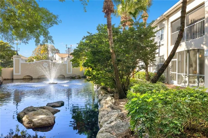 8310  Excalibur  CIR, Naples, FL 34108