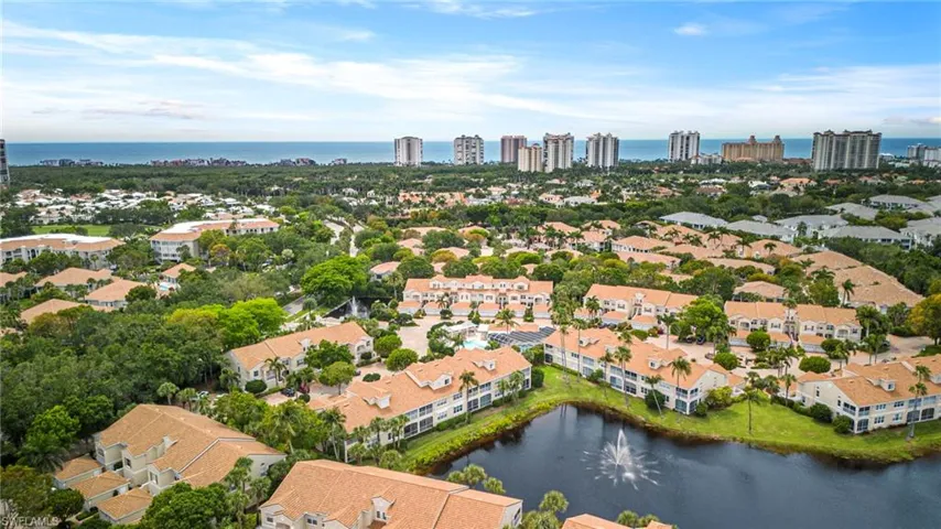 8310  Excalibur  CIR, Naples, FL 34108