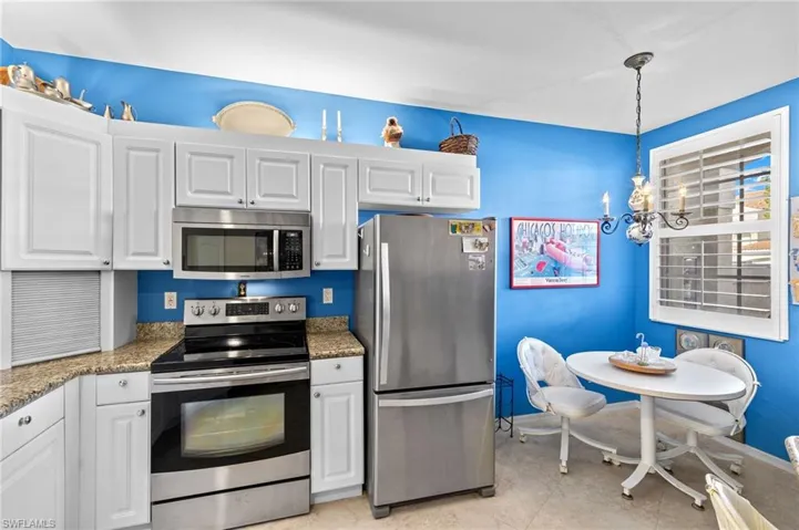 8310  Excalibur  CIR, Naples, FL 34108